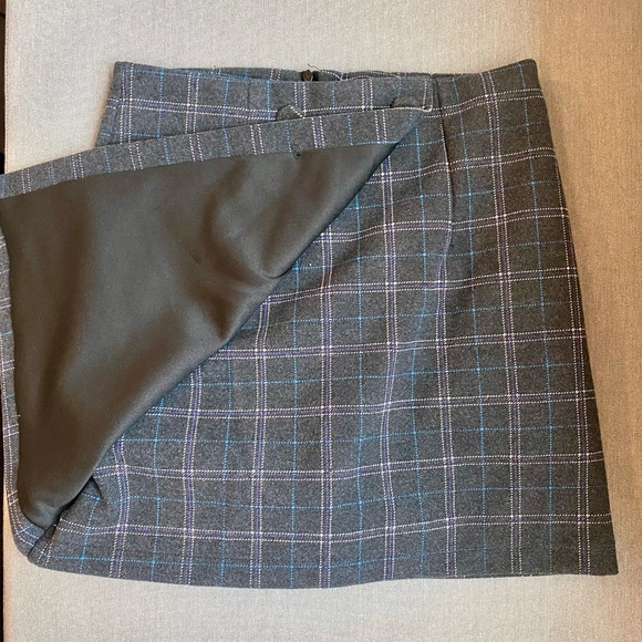 Fall Winter Thick Plaid Skort - Picture 2 of 4